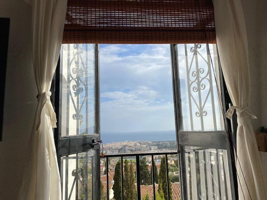 נרחה Precioso Apartamento Mandarinos Con Vistas Al Mar מראה חיצוני תמונה