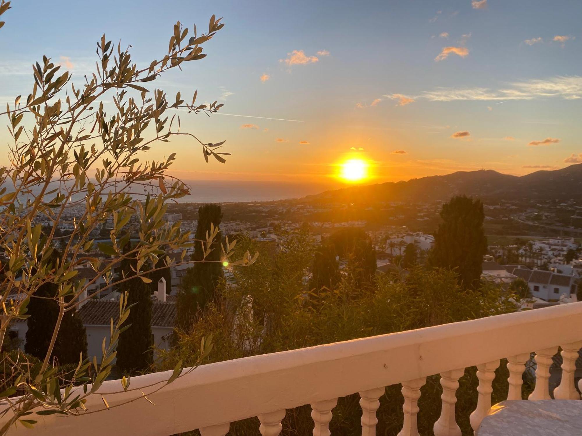 נרחה Precioso Apartamento Mandarinos Con Vistas Al Mar מראה חיצוני תמונה