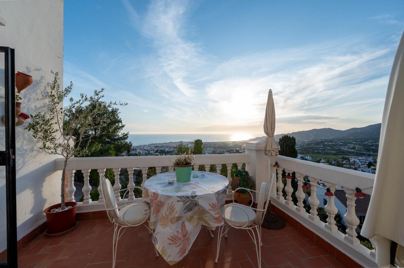 נרחה Precioso Apartamento Mandarinos Con Vistas Al Mar מראה חיצוני תמונה